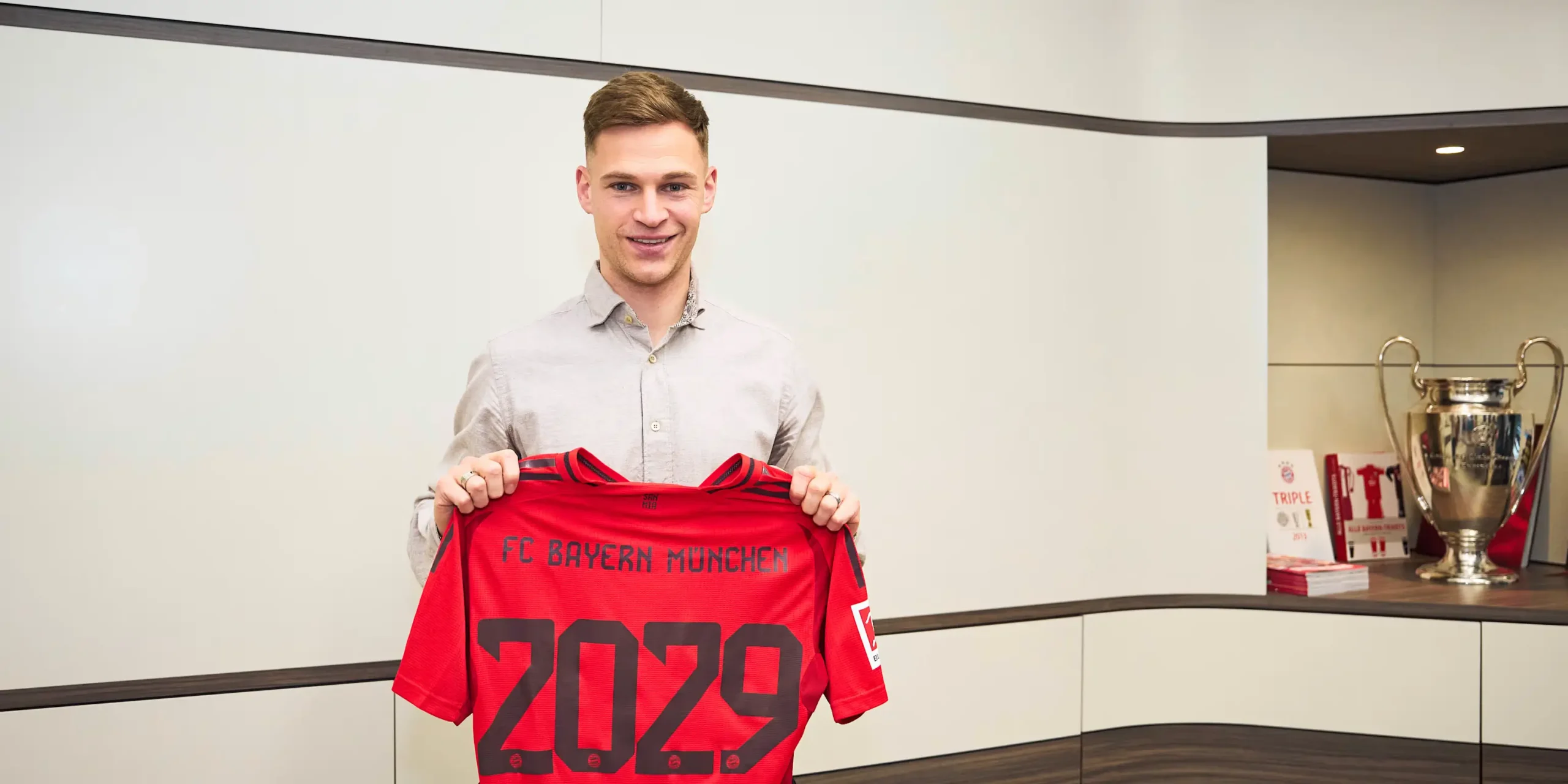 Joshua Kimmich secures future with Bayern Munich contract renewal